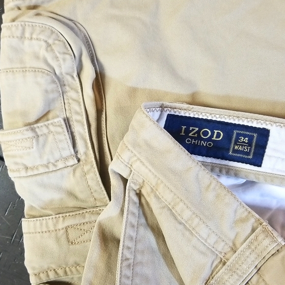 Izod Khaki Shorts 34 - Picture 3 of 3